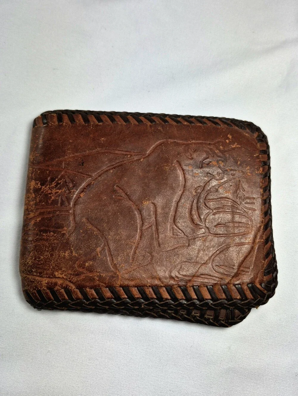Vintage Hand Tooled Leather Bifold Wallet Whipstitch Wilderness Scene Key/Card